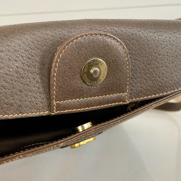 Rare Vintage Gucci Shoulder Bag | Leather Gucci Bag - Picture 5 of 14